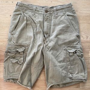 Abercrombie and Fitch men's cargo shorts used